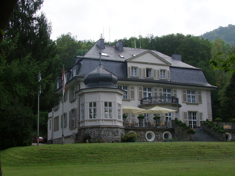 Haus Kaufen In Rheinberg Budberg